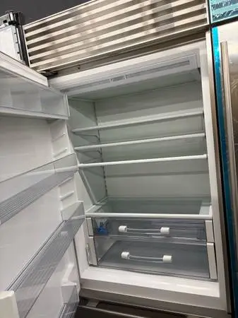Stainless Steel Left Hinge SUBZERO Fridge 36 Inch