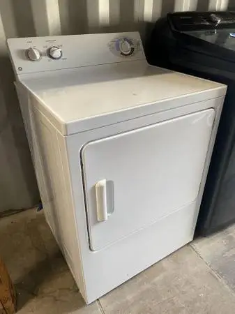 White GE Electric Dryer 6.0 Cu Ft Auto Dry Model #DJXR433EC2WW Used