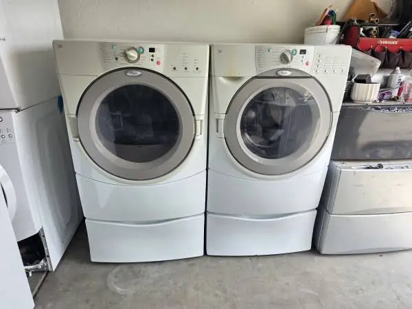 LARGE CAPACITY WHIRLPOOL WASHER & DRYER 30 DAYS WARRANTY! DELIVERY AVAILABLE!