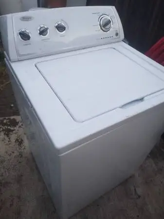 Whirlpool washing machine works good