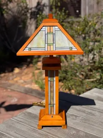 Mission Arts & Crafts Tiffany Style Stained Glass Table Lamp Light
