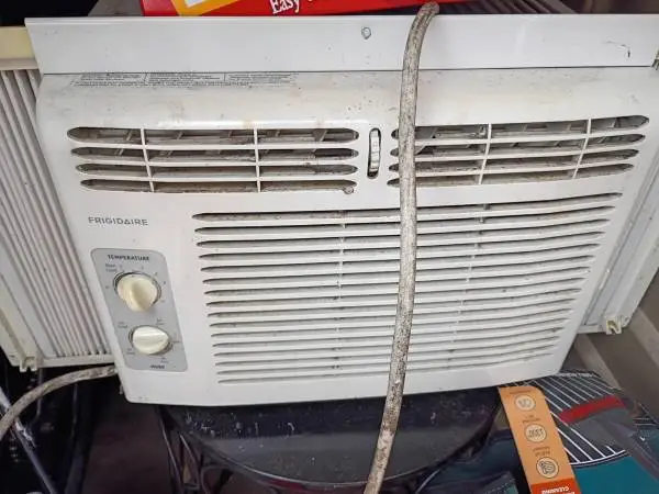 Fridgeadaire window AC