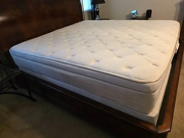 King Size Mattress with 2 XL Twin Box Spring