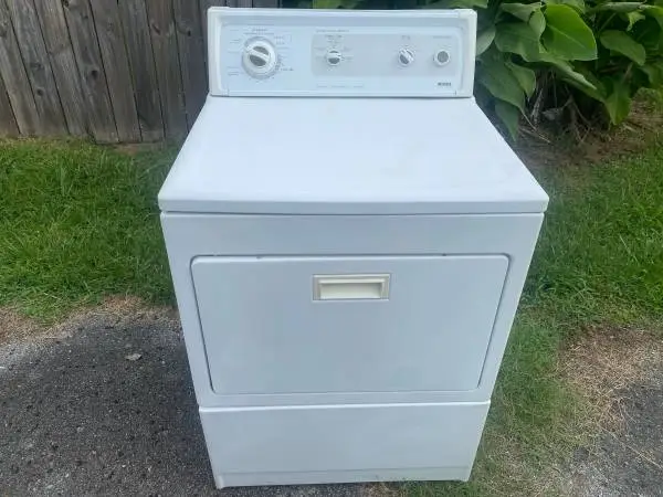 Clean working Kenmore dryer delivered installed & 3 month guarantee