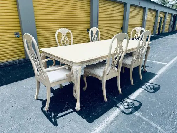 Upscale Robb & Stucky Coastal Indoor/Outdoor Dining Set w/2 Table Leaves