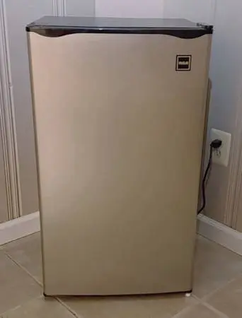 Small RCA Refrigerator - Mini Fridge