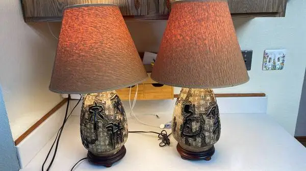 Artisanal Chinese ceramic lamps