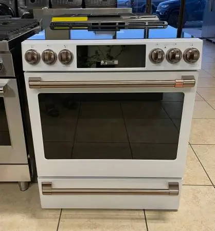 Café 30” new Induction Range white Matte Air Fry oven