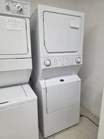 Front Load Gas Stacked Laundry Center