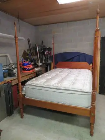 4 Poster Fullsize Canopy Bed