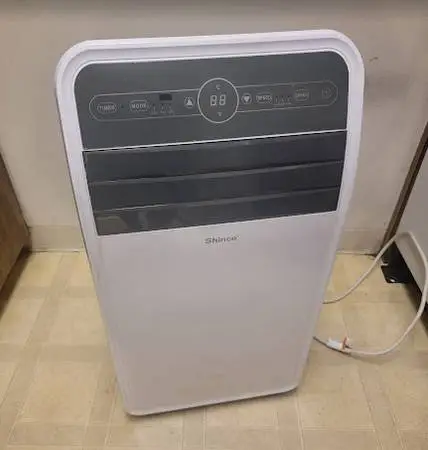 PORTABLE AIR CONDITIONER