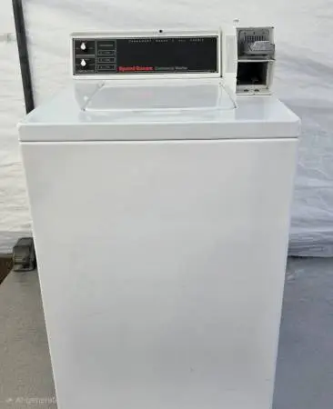 Perfectly Working Speed Queen comercial Coin operated top load washer