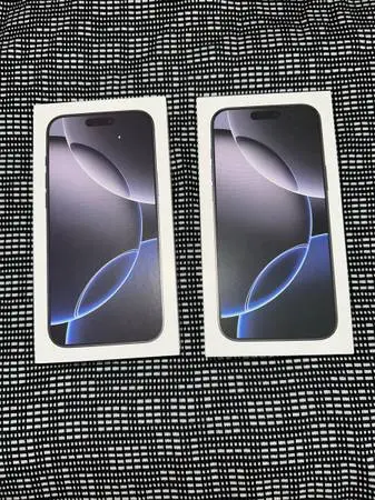 New Sealed iPhone 16 Pro Max 256gb Black Titanium Unlocked
