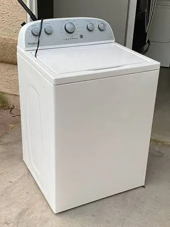 WHIRLPOOL WASHER MACHINE