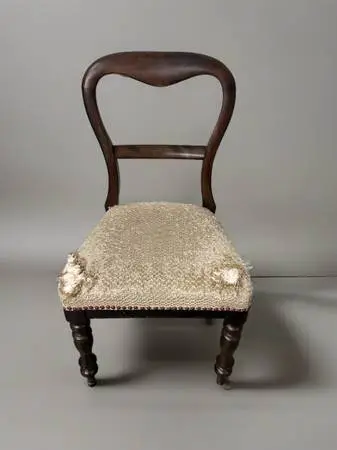 Antique Victorian Balloon-Back Side Chair - Walnut with Spool Legs (Needs Reupho
