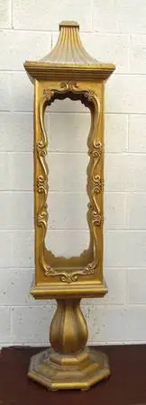 64 MID CENTURY LIGHTED OPEN SIDED DISPLAY TOWER TAKES 2 GLASS SHELVES