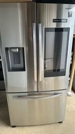 Samsung - 26.5 cu. ft. 3-Door French Door Smart Fridge
