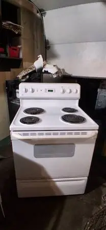 *~ GE White Coil Top Range (Stove /Oven) ~* Can deliver