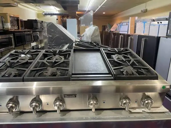 Thermador 48” Gas Top Range
