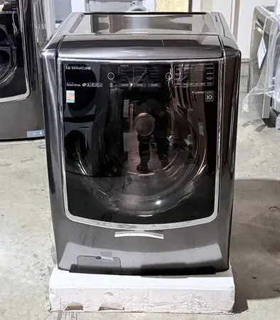LG WM9500HKA 30 Smart Front Load Washer with 5.8 Cu.Ft. Capacity