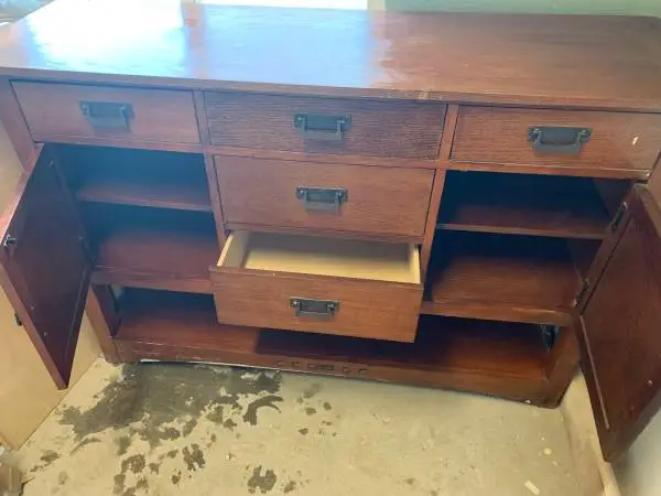 Broyhill sideboard/buffet