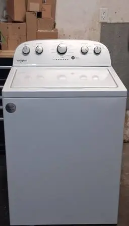 Whirlpool washer for sale.