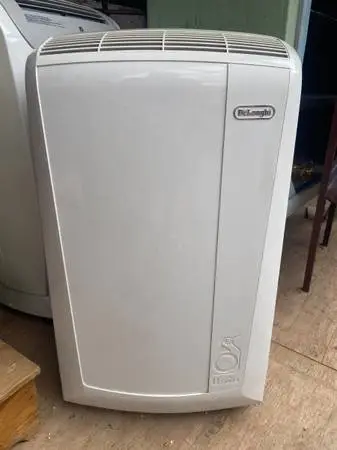 DELONGHI 8000 BTU AIR CONDITIONER