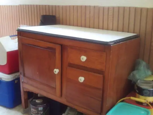 hosier cabinet
