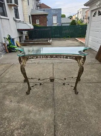 Beautiful louis XV Style glasstop console table