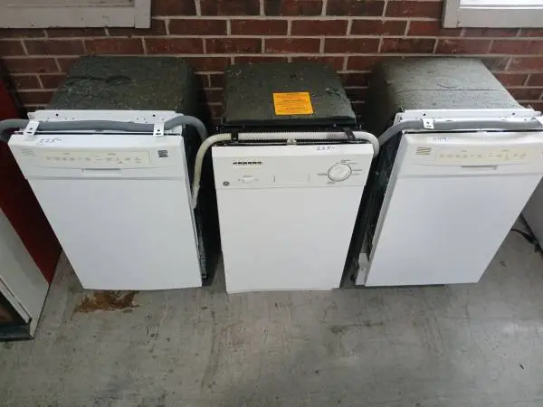 18 Dishwashers