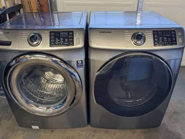 Nice Samsung HE Washer GAS Dryer set. Could DELIVER