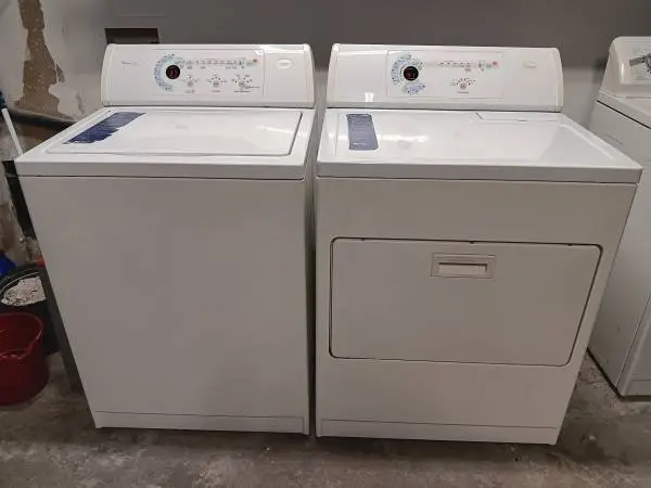 Whirlpool Gold Washer & Dryer - White