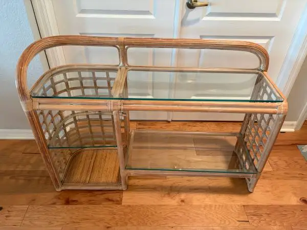 SOFA/TV TABLE