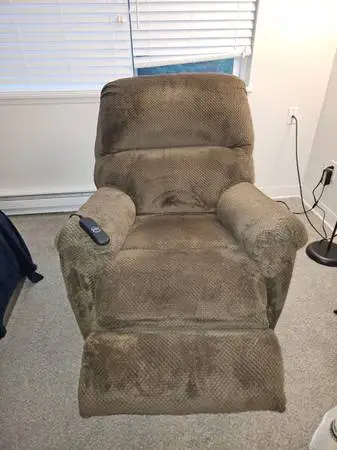 Lift recliner chair, newer motor OBO
