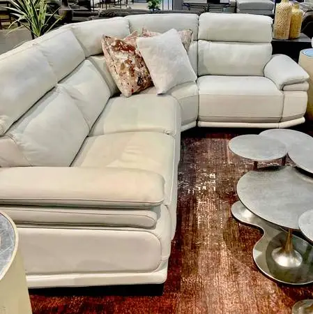 100% leather Sectional - convertible - NEW . ***8 or 5 units - options