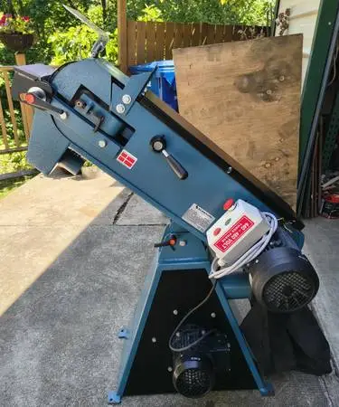 SCANTOOL 6 x 79 Belt Grinder w/ Dust Extraction