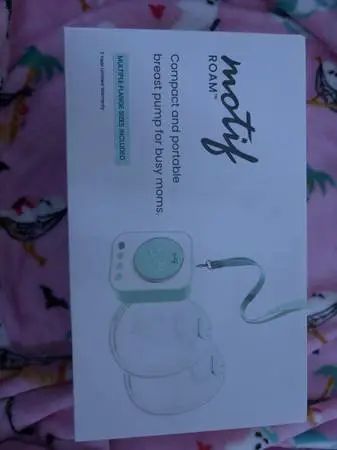 Motif Roam Portable breast pump
