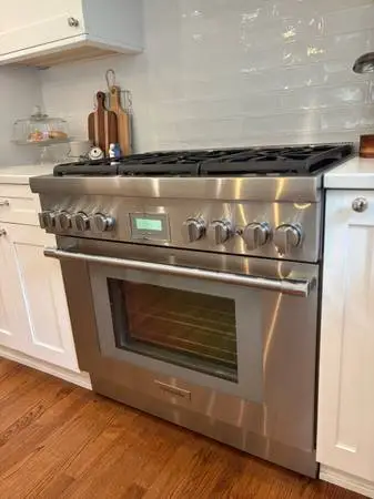 Thermador 36” Pro Gas Range