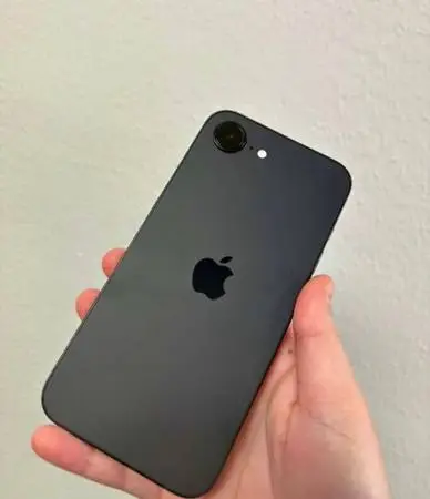 IPhone 16 E Unlocked