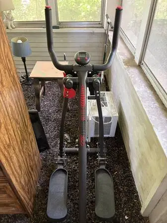 Brenda DyGraf SlimStrider 360 workout machine
