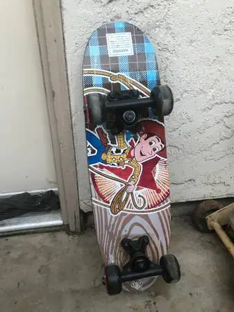 Kid’s skateboard*