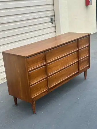 9 drawer dresser