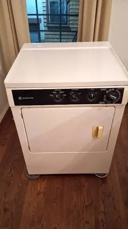*** GE Dryer - Excellent Condition!!!