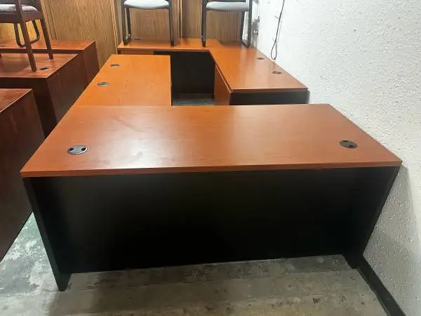 HON”OFFICE DESK L-SHAPE DESK