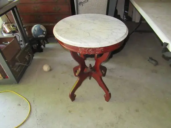 ROUND MARBLE TOPPED TABLE CARVED ROSES