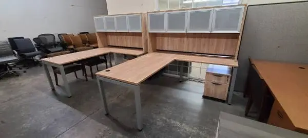 Modern Desk with Hutch
