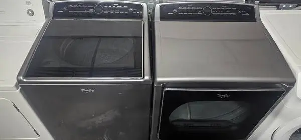 Whirlpool cabrio stainless king capacity washer and electric dryer