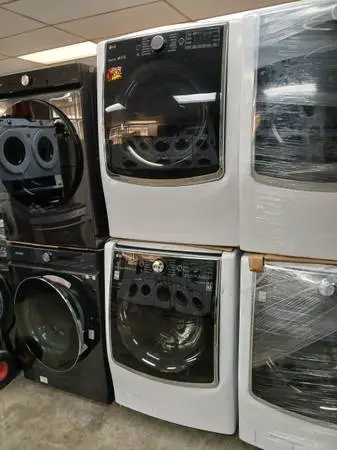 Lg inverter direct direct white jumbo steam washer and gas dryer