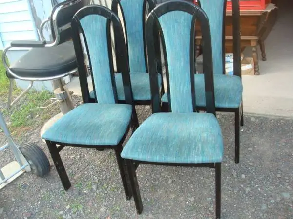 4 dinning chairs