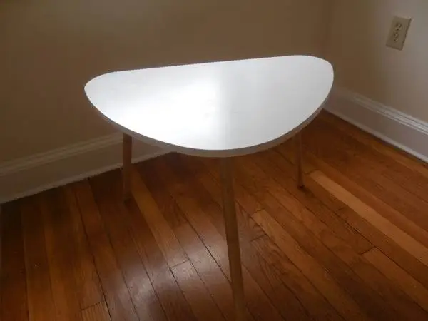 Modern Triangular Side Table / Coffee Table (White & Wood)
